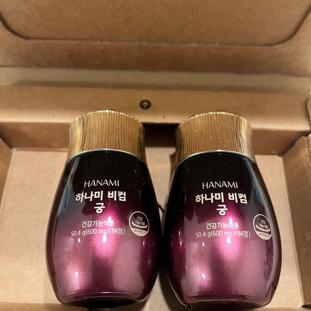 LG Life Garden Hanami Bcom for melasma skin